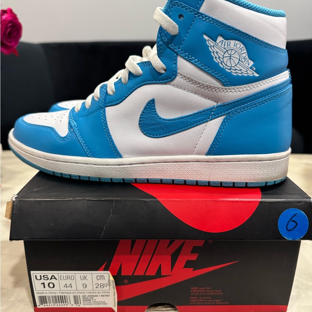 Nike Air Jordan UNC 1 High Blue White Sneakers